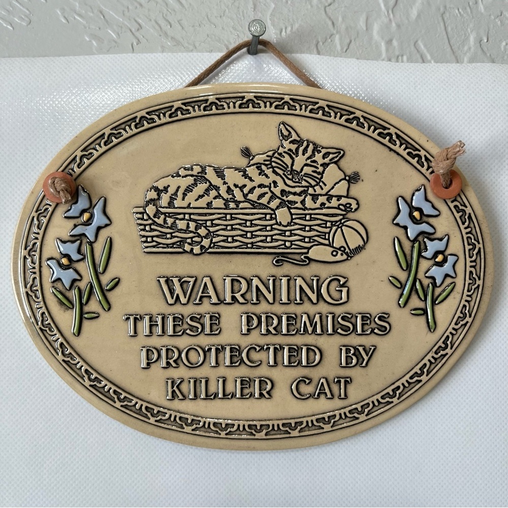 Trinity Pottery Wall Plaque Warning These Premises Protected By Killer Cat